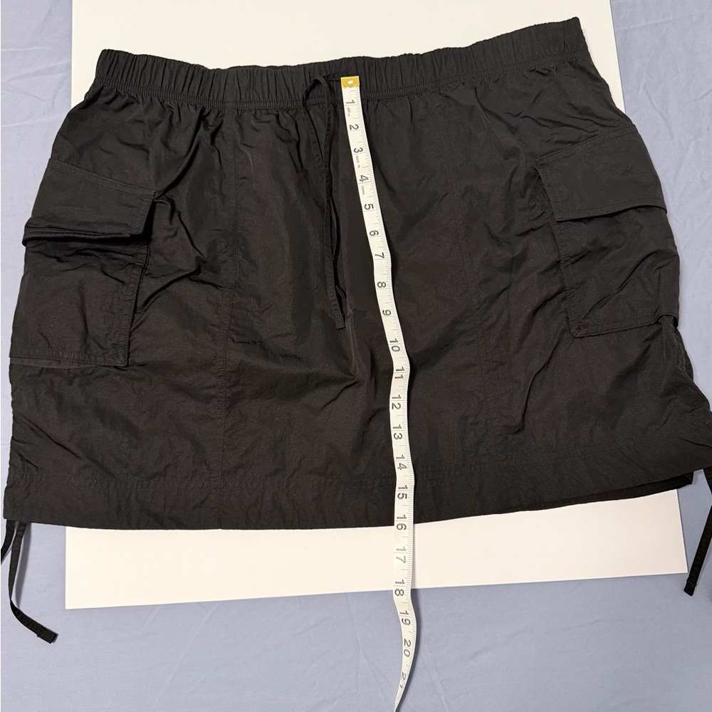 lululemon athletica Black Mini Skirt - Picture 8 of 11